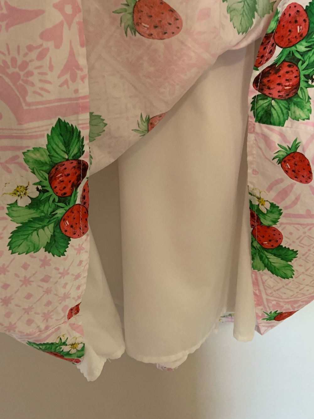 PEACH LOVE CALIFORNIA Berry Bliss Pink Cotton Strawberry Dress Size Medium - Picture 7 of 11